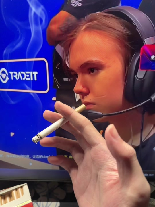 大事化小！FPX发布前因后果，Xiaolaohu已归队和解