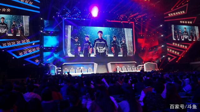 博彩与娱乐产业（博彩与文娱行业）