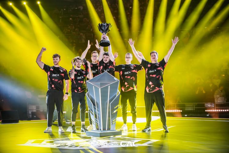 LPL春季赛今日首发名单：TheShy大战Cube