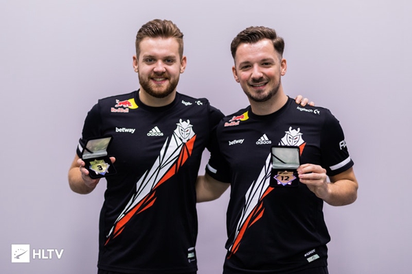 saas-dashboard-overview